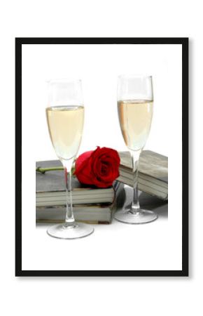 Champán, libro y rosas