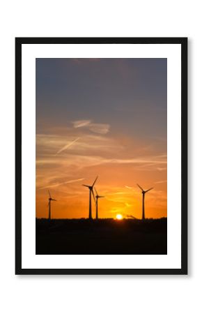 éoliennes vent energie ciel vert ecologie