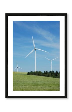 Trois éoliennes