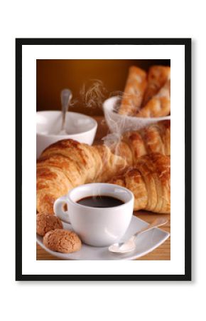 caffè, croissant e amaretti - uno