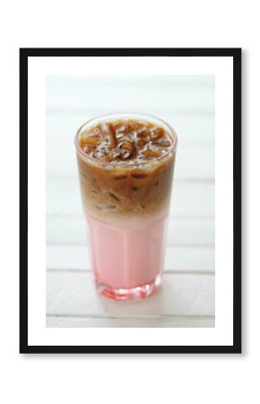strawberry latte coffee