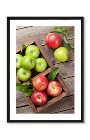 Green and red apples